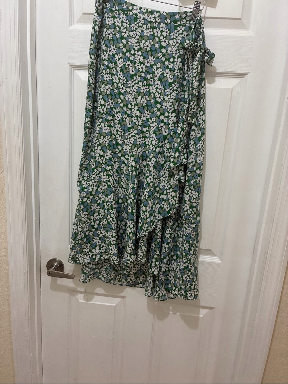Max Studio Green Floral High-Low Ruffle Wrap Skirt size 12